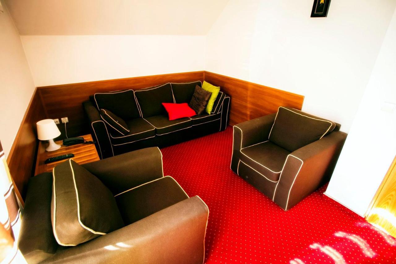 Hotel Luka Radom Eksteriør billede