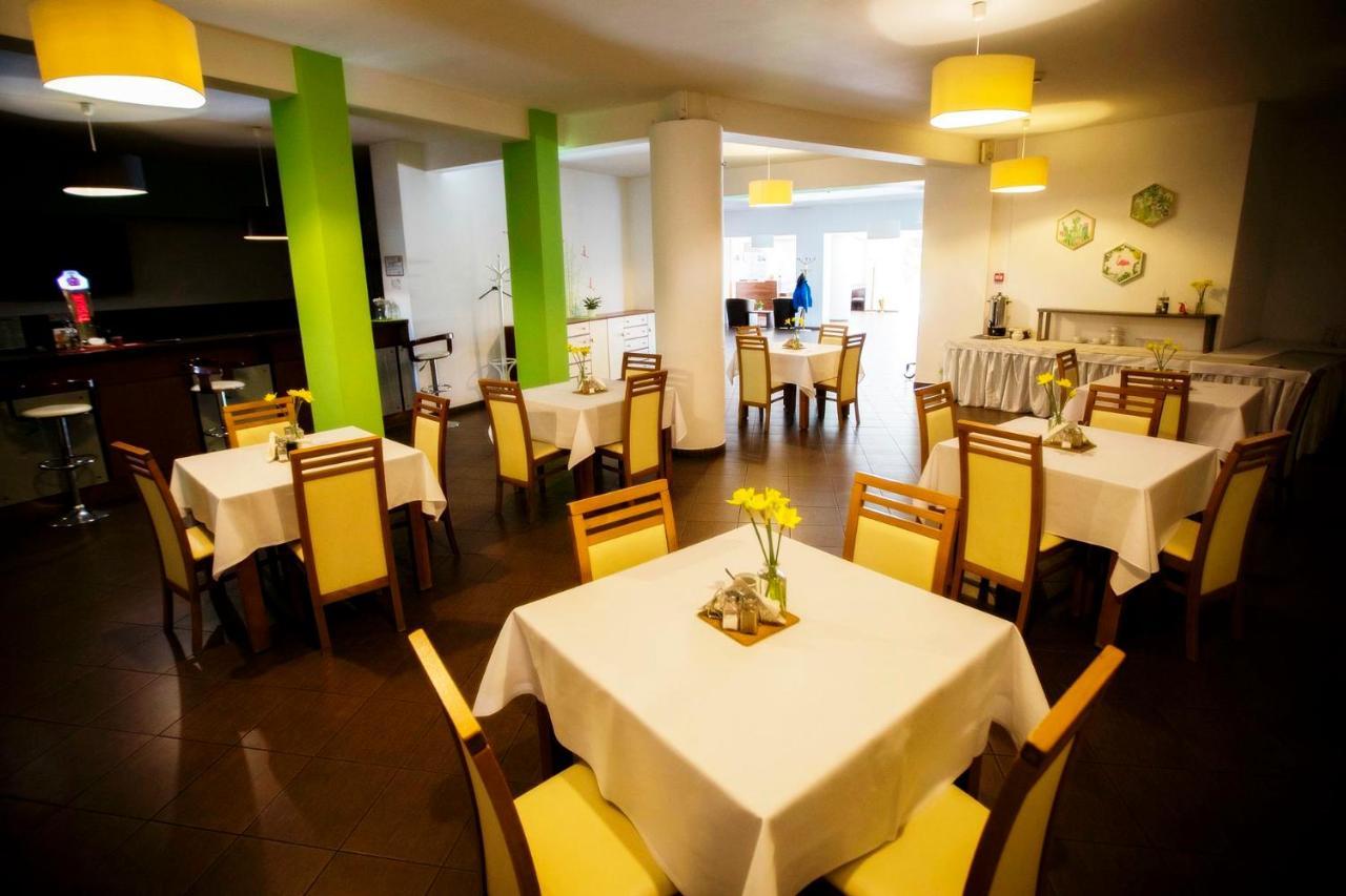 Hotel Luka Radom Eksteriør billede